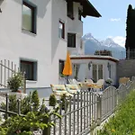 Haus Erika * فلبمس